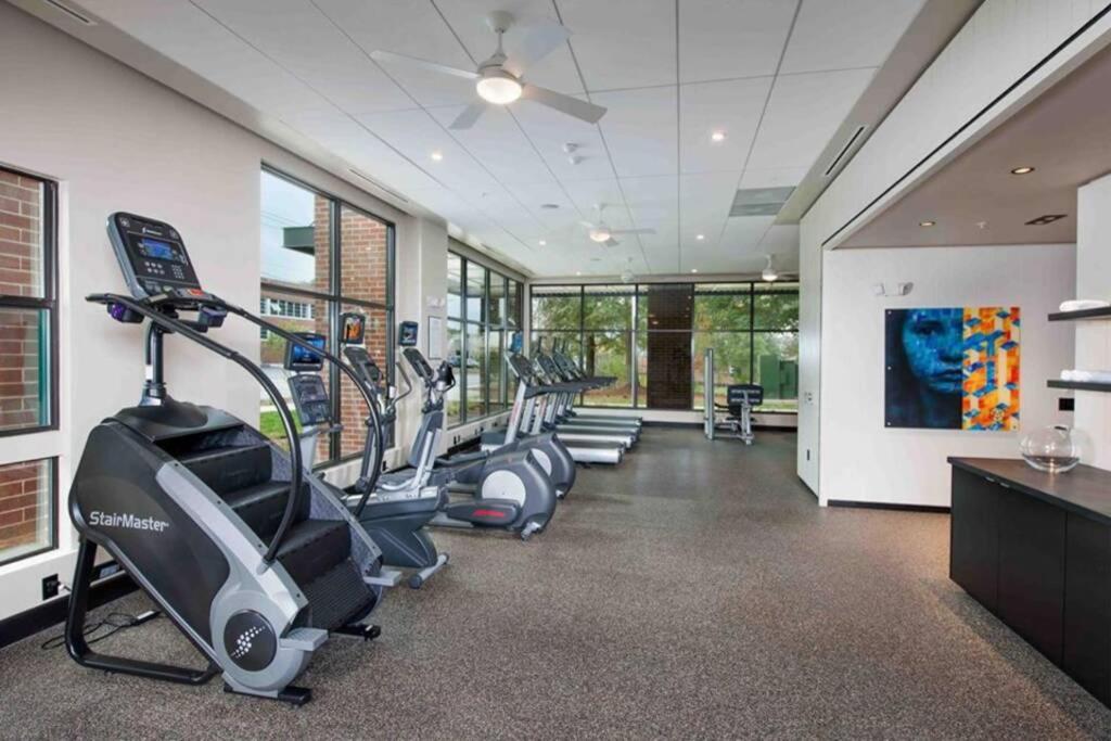 Luxury In The Heart Of * Atlanta